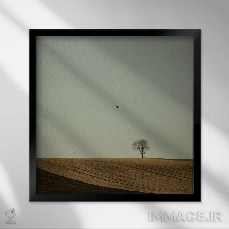 تابلو دکوراتیو سرودددد به سرزمین اثر لنا وایسبک - نمای قابدار مشکی