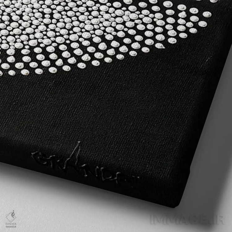 تابلو دکوراتیو بوسه ستارگان اثر آلا گرانده - نمای نزدیک بافت بوم