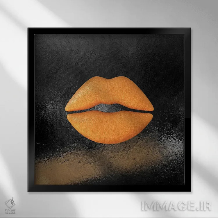 تابلو دکوراتیو لب های طلایی اثر آلا گرانده - نمای قابدار مشکی