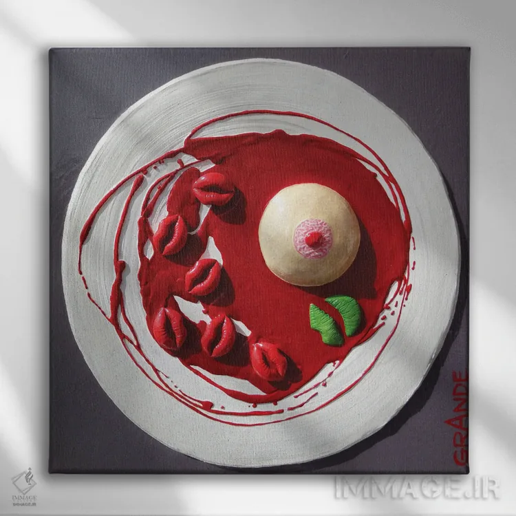 تابلو دکوراتیو پننا کوتا با سس تمشک اثر آلا گرانده - نمای روبهرو روی دیوار