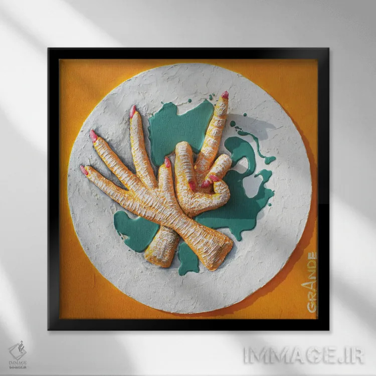 تابلو دکوراتیو پای مرغ با سس شیرین و ترش اثر آلا گرانده - نمای قابدار مشکی