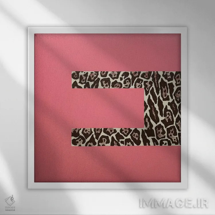 تابلو دکوراتیو حیوانات عاشقانه ۴ اثر آلا گرانده - نمای قابدار سفید