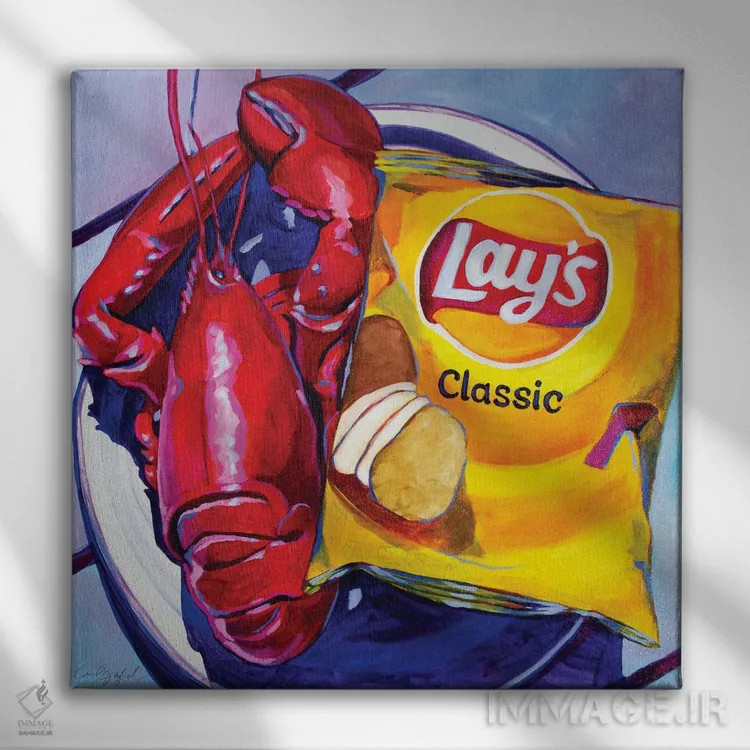 تابلو دکوراتیو خرچنگ و چیپس لیز اثر لورل گرینفیلد - نمای روبهرو روی دیوار