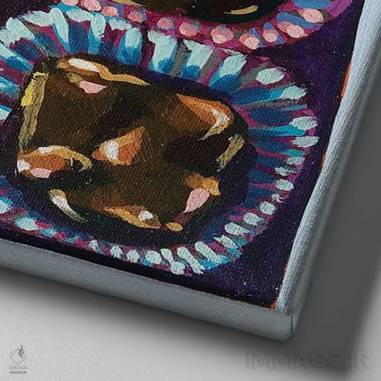 تابلو دکوراتیو جعبه شکلات اثر لورل گرینفیلد - نمای نزدیک بافت بوم