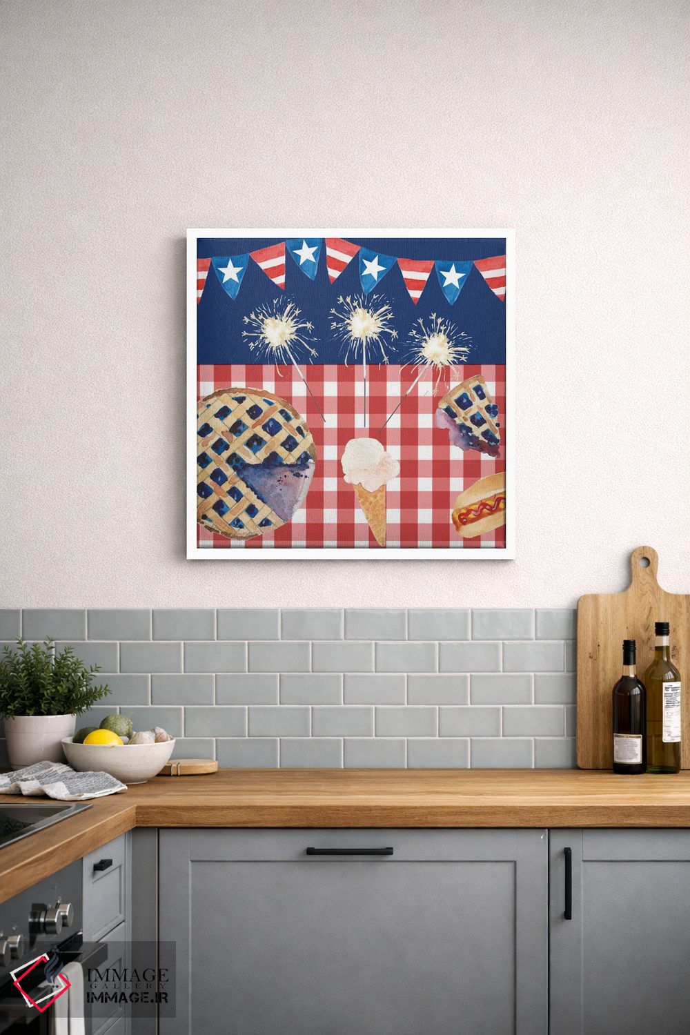 تابلو دکوراتیو چهارم ژوئیه داغ ۲ اثر آلیشیا لانگلی - D2W