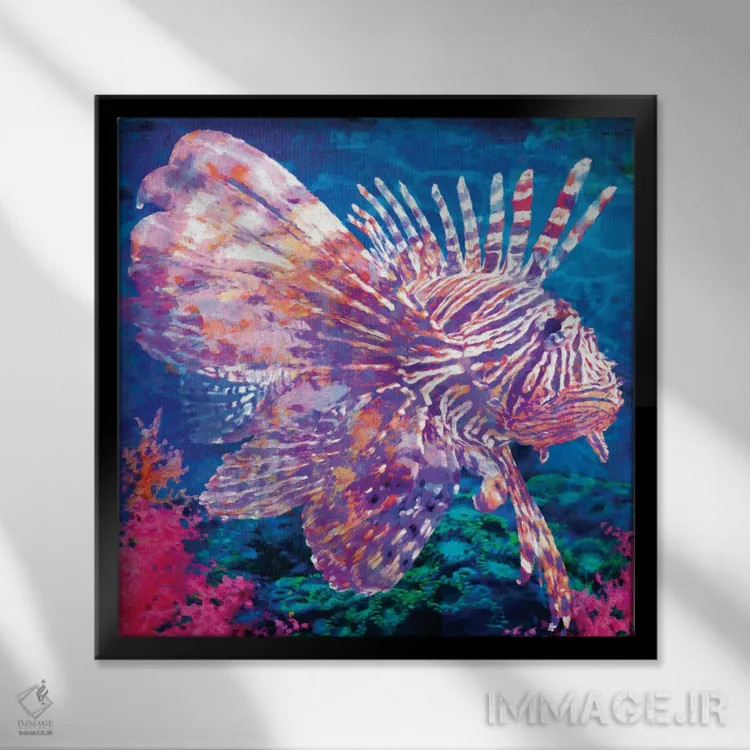 تابلو دکوراتیو ماهی شیر اثر لیزا رابینسون - نمای قابدار مشکی