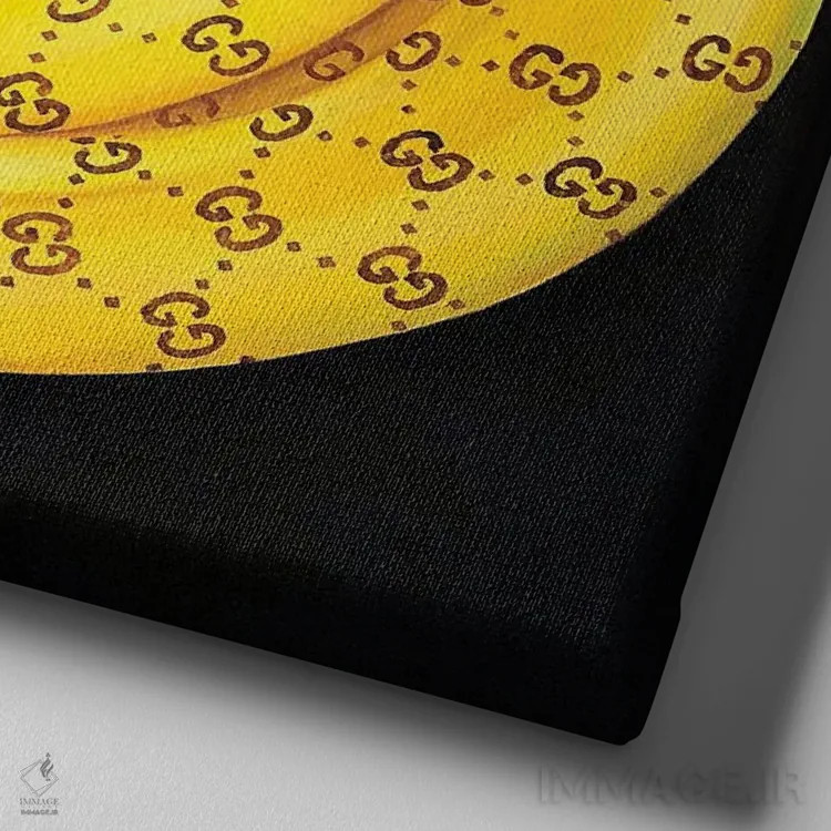 تابلو دکوراتیو موزهای گوچی اثر لنا اسمیرنوا - نمای نزدیک بافت بوم