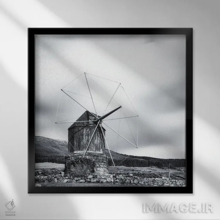 تابلو دکوراتیو آسیاب بادی چوبی قدیمی اثر کریم کارلا - نمای قابدار مشکی