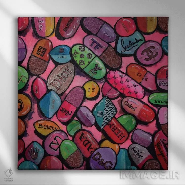 تابلو دکوراتیو مواد مخدر طراحی شده اثر کریستین ووس - نمای روبهرو روی دیوار