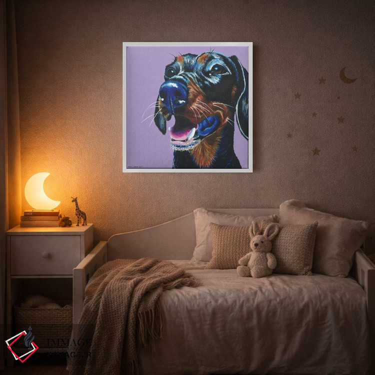 تابلو دکوراتیو داشهوند روی زمینه یاسی، مربع اثر کیرستین وود - D3W