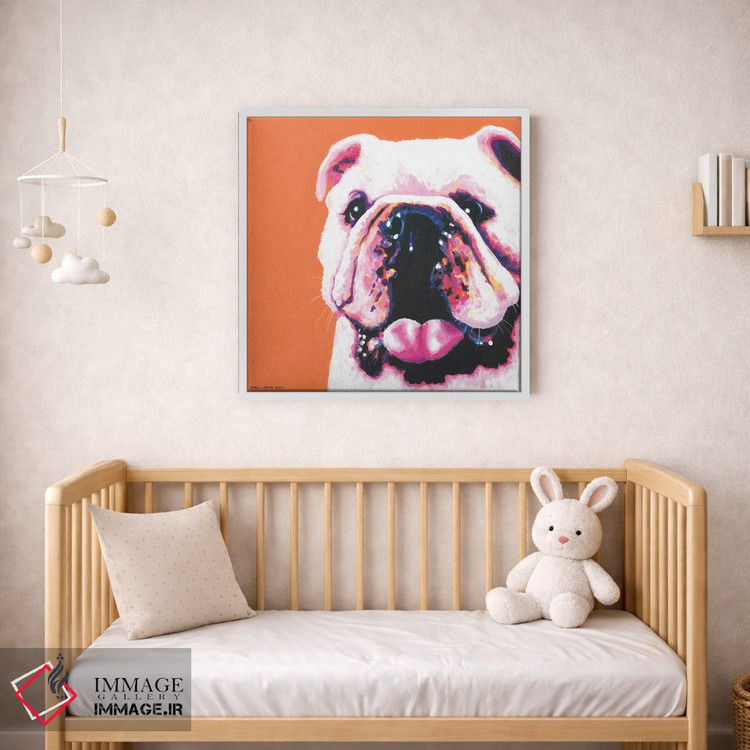 تابلو دکوراتیو بولداگ روی زمینه نارنجی، مربع اثر کیرستین وود - D1W