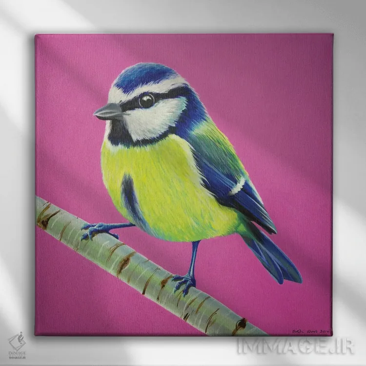 تابلو دکوراتیو سینه آبی اثر کیرستین وود - نمای روبهرو روی دیوار