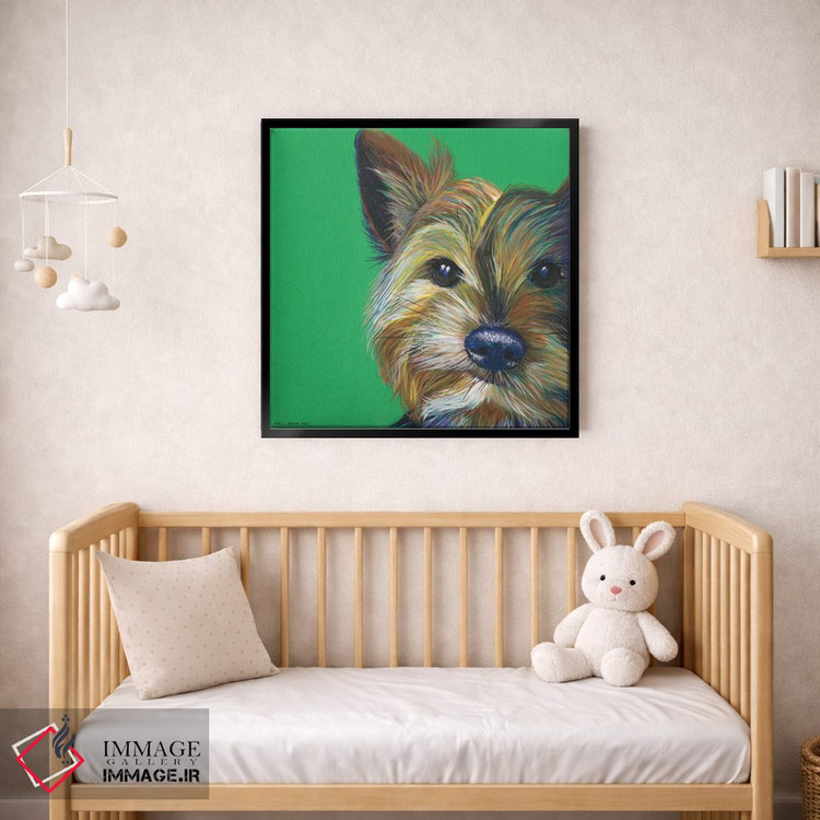 تابلو دکوراتیو یورکشایر تریر روی زمینه زمردی، مربع اثر کیرستین وود - D1B