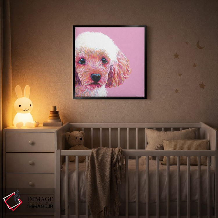 تابلو دکوراتیو پودل روی زمینه صورتی، مربع اثر کیرستین وود - D4B