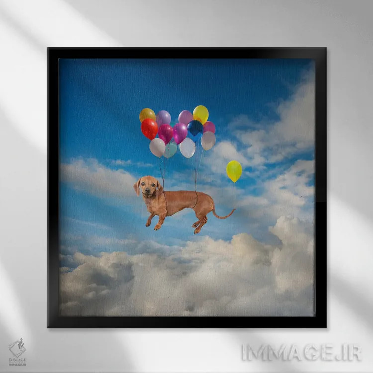 تابلو دکوراتیو سر خوردن سگ داشهوند اثر لوند روزر - نمای قابدار مشکی