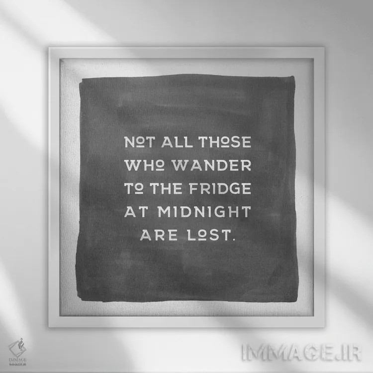 تابلو مینیمال سر زدن به یخچال در نیمه شب اثر لیدی لوئیز دیزاینز - نمای قابدار سفید
