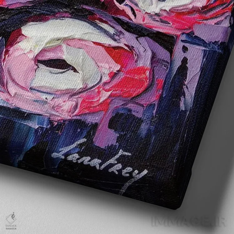 تابلو دکوراتیو در مدار اثر لانا فری - نمای نزدیک بافت بوم