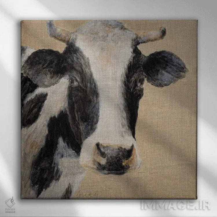 تابلو مدرن "گاو روی پارچه برلپ" اثر لینی لورث - نمای روبهرو روی دیوار