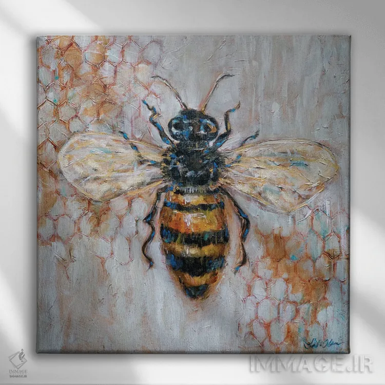 تابلو دکوراتیو "زنبور عسل" اثر لیندا اولسن - نمای روبهرو روی دیوار