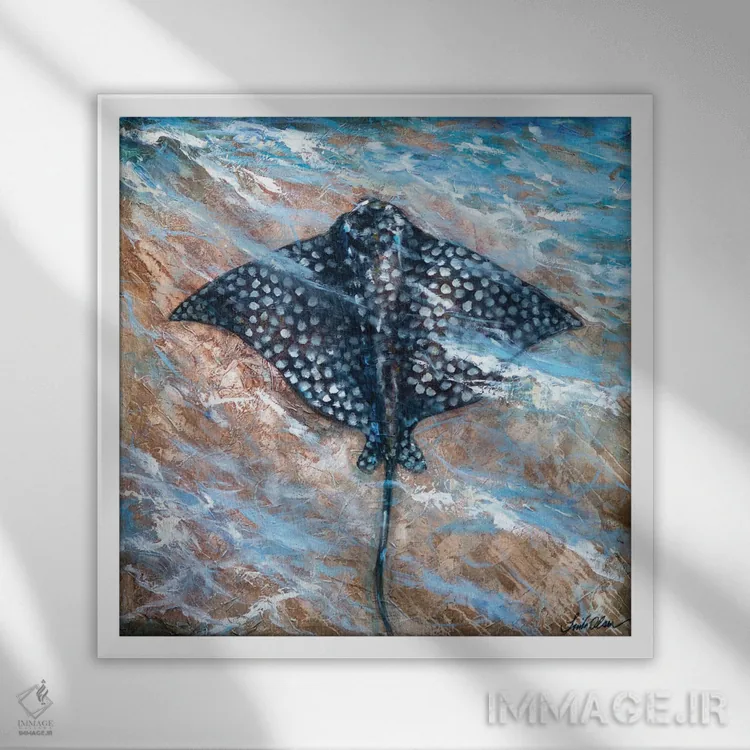 تابلو دکوراتیو "موج ماهی خال دار" اثر لیندا اولسن - نمای قابدار سفید