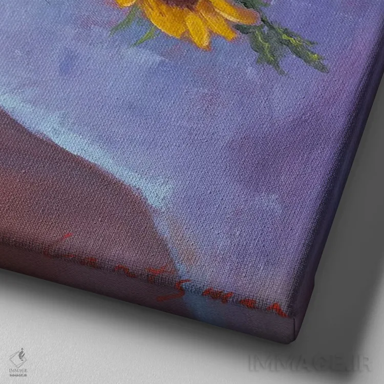 تابلو دکوراتیو دختر آفریقایی-آمریکایی با گل های آفتابگردان اثر جین لانتسمن - نمای نزدیک بافت بوم