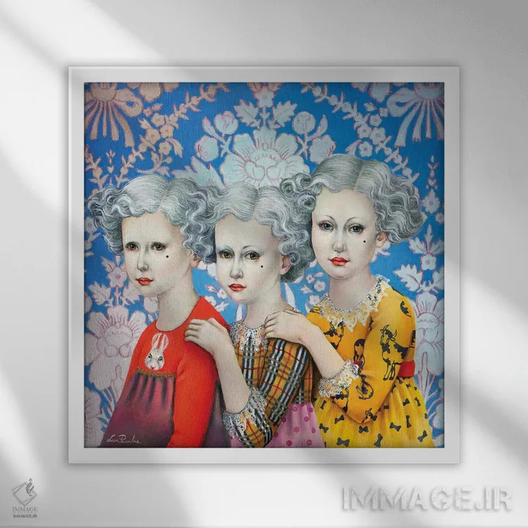 تابلو دکوراتیو سه خواهر اثر لیوا پاکالنه فانلی - نمای قابدار سفید