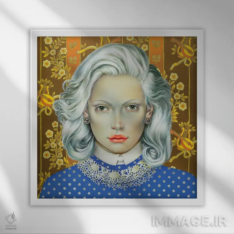 تابلو دکوراتیو دختری با موهای سفید اثر لیوا پاکالنه فانلی - نمای قابدار سفید