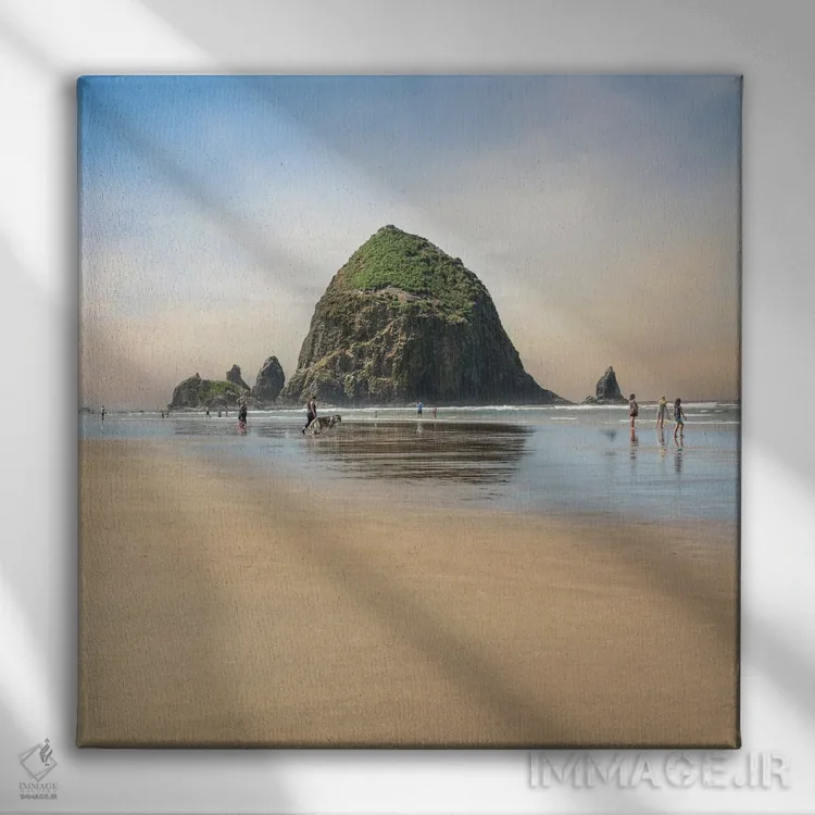 تابلو دکوراتیو تصویری از صخره هی استک اثر لوئیس راث - نمای روبهرو روی دیوار