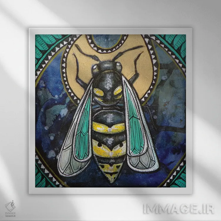 تابلو دکوراتیو توتم زنبور سرخ اثر لینت شلی - نمای قابدار سفید