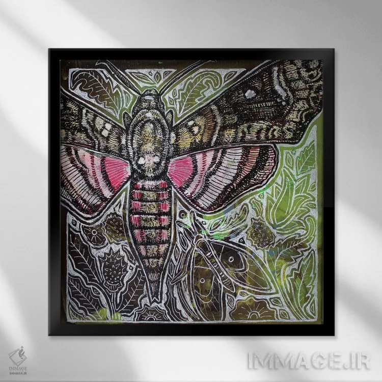 تابلو دکوراتیو شب پره شاهین نقطه صورتی اثر لینت شلی - نمای قابدار مشکی