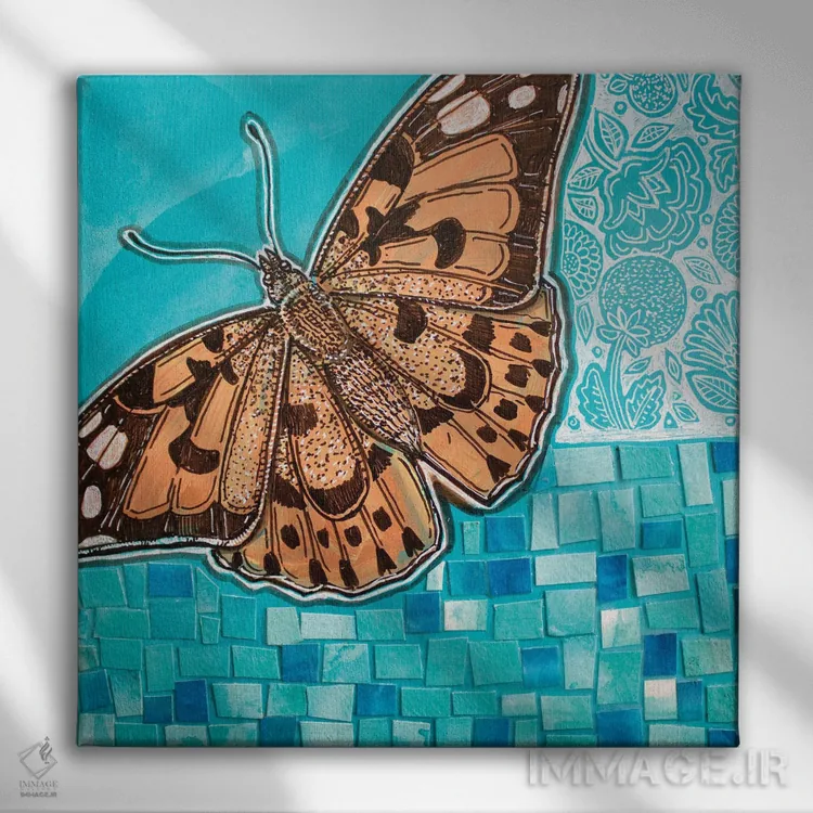 تابلو دکوراتیو بانو نقاشی شده بر زمینه آبی اثر لینت شلی - نمای روبهرو روی دیوار