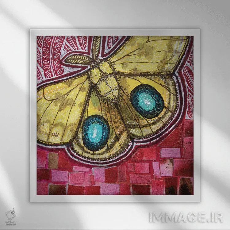 تابلو دکوراتیو شب پره آی او اثر لینت شلی - نمای قابدار سفید