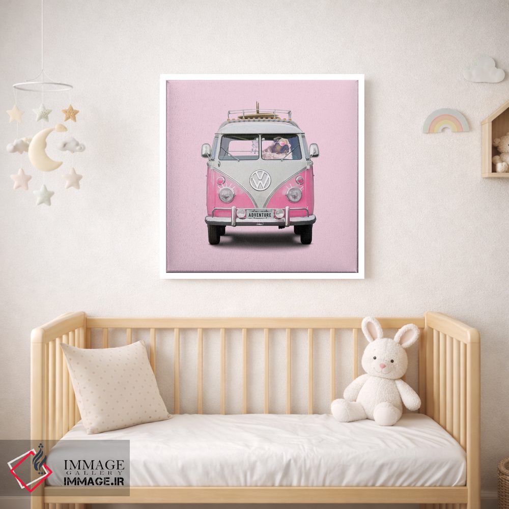 تابلو دکوراتیو ماجراجویی دخترانه پاگ اثر لاستاناو - D1W