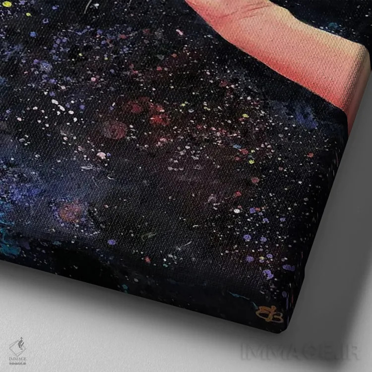 تابلو دکوراتیو سیاره من اثر لنا اسمیرنوا - نمای نزدیک بافت بوم