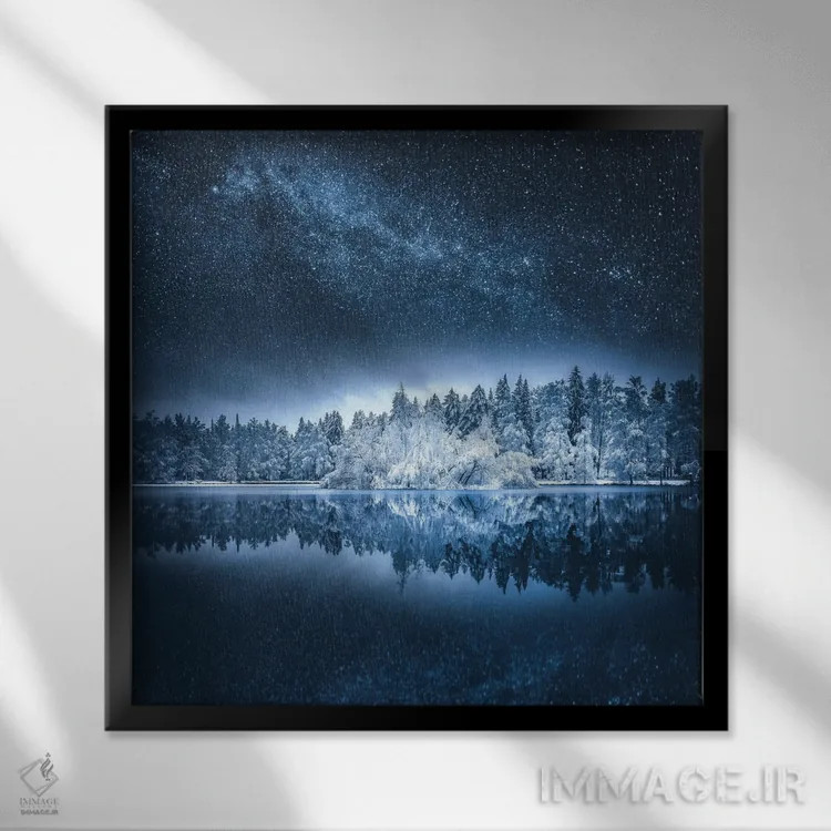 تابلو دکوراتیو سرزمین زمستانی اثر لاری لوهی - نمای قابدار مشکی