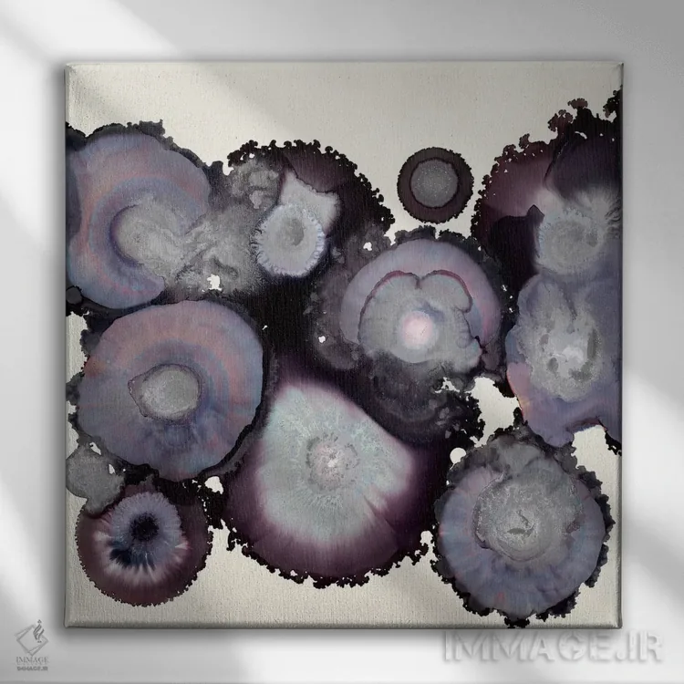 تابلو مینیمال طوفانی اثر لورا ون هورن - نمای روبهرو روی دیوار