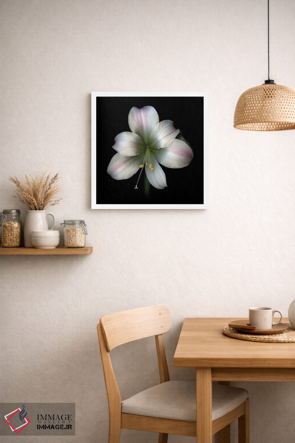 تابلو دکوراتیو آما صورتی دوم اثر مگدا ایندیگو - D1W