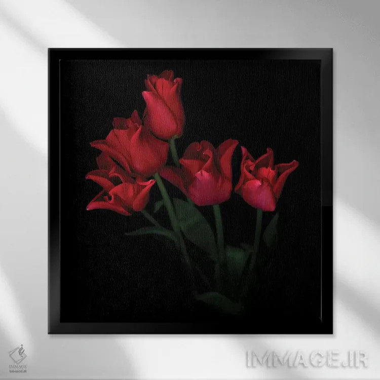 تابلو دکوراتیو لاله تاج قرمز پنجم اثر مگدا ایندیگو - نمای قابدار مشکی