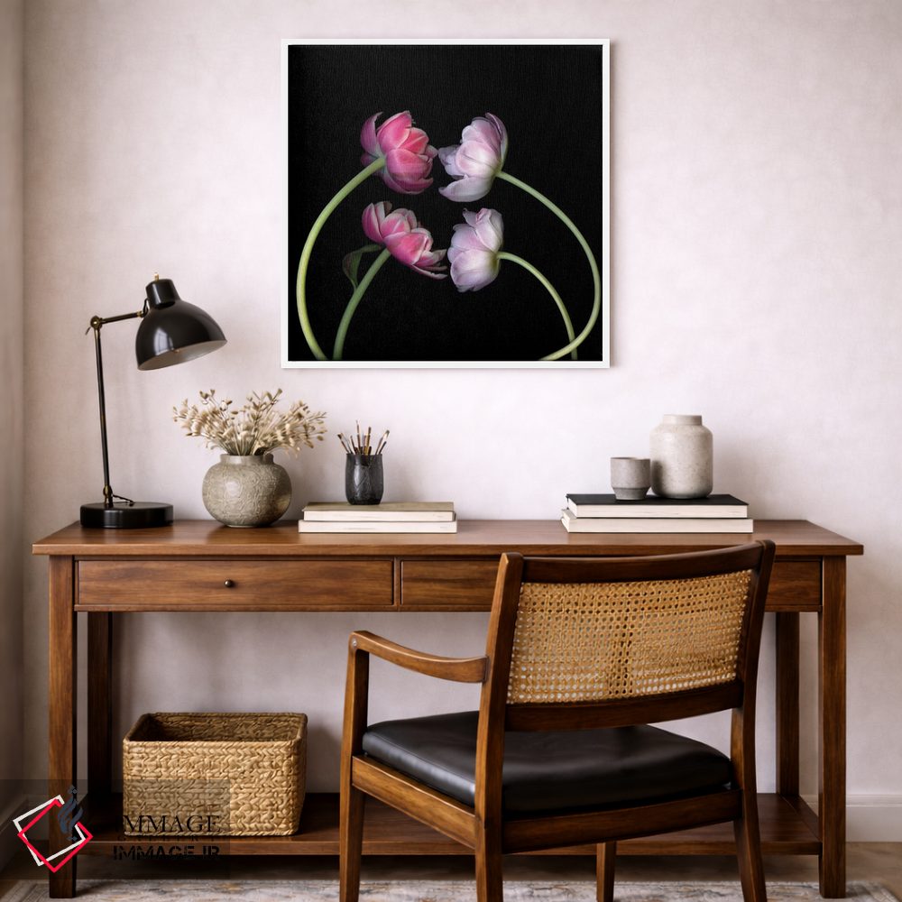 تابلو دکوراتیو لاله های صورتی اول اثر مگدا ایندیگو - D4W