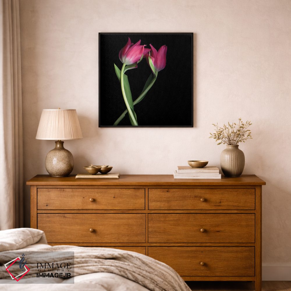 تابلو دکوراتیو لاله های صورتی یک اثر مگدا ایندیگو - D1B