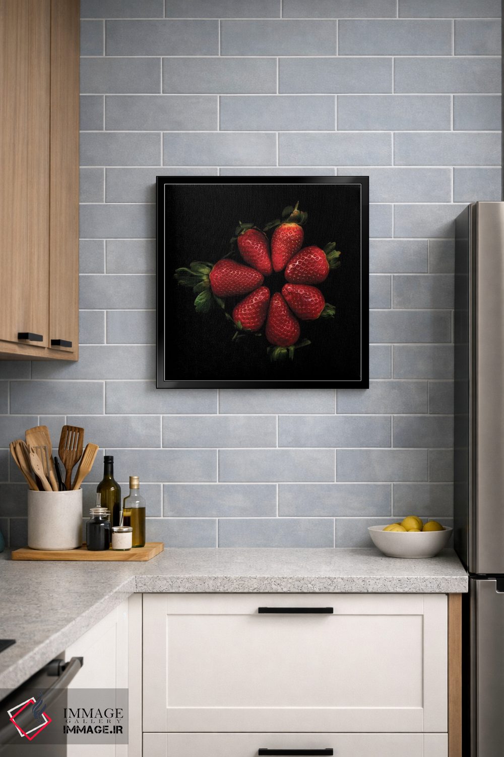 تابلو دکوراتیو توت فرنگی های براق اثر مگدا ایندیگو - D4B