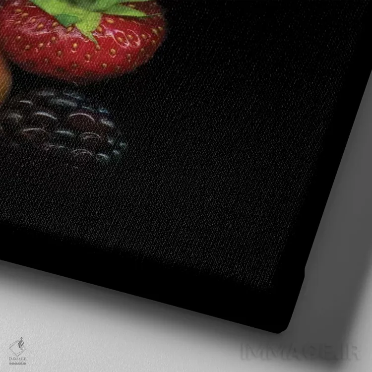 تابلو دکوراتیو توتی فروتی اثر مگدا ایندیگو - نمای نزدیک بافت بوم