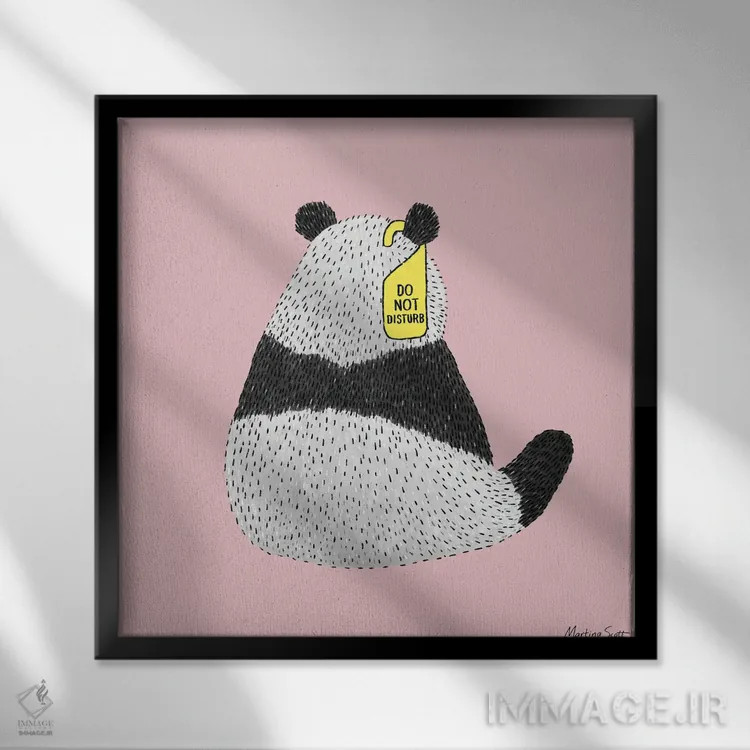 تابلو مدرن پاندای مزاحم نشو اثر مارتینا اسکات - نمای قابدار مشکی