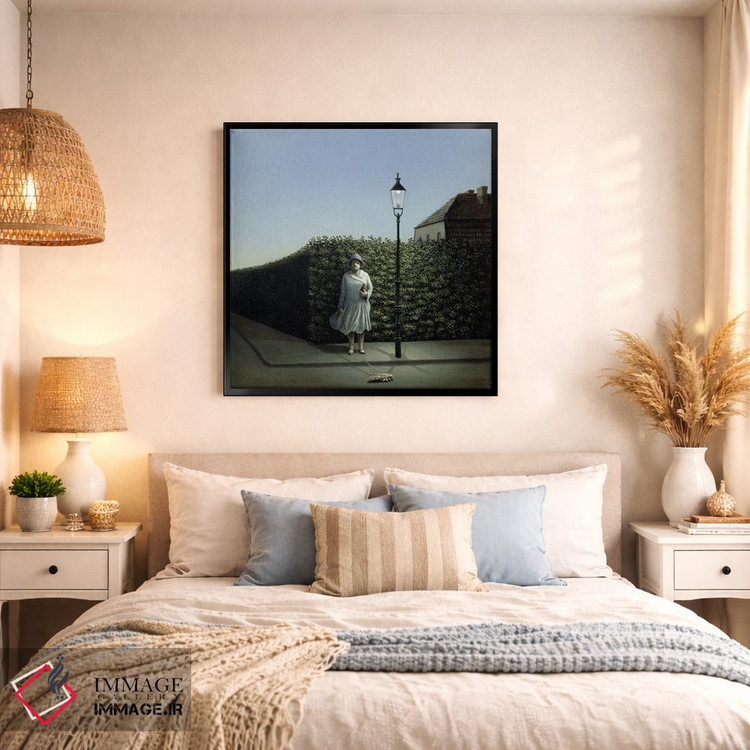 تابلو دکوراتیو زن با شب پره اثر مایکل سووا - D1B