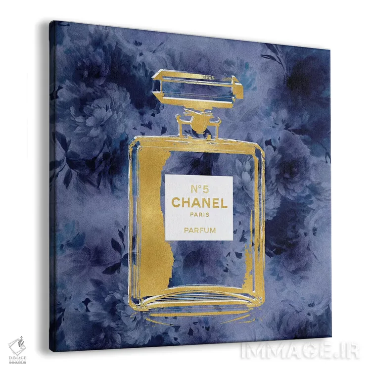 تابلو دکوراتیو عطر طلایی روی گل های آبی اثر مدلین بلیک - نمای پرسپکتیو محصول