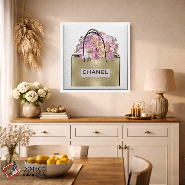 تابلو دکوراتیو کیف طلایی با دسته گل صورتی اثر مدلین بلیک - D1W