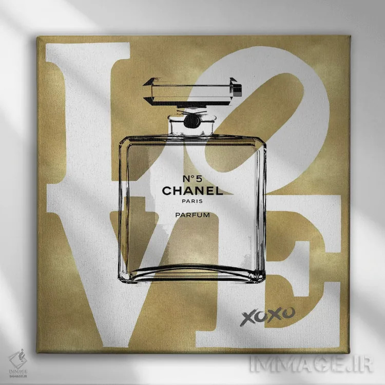 تابلو دکوراتیو عطر عشق اثر مدلین بلیک - نمای روبهرو روی دیوار