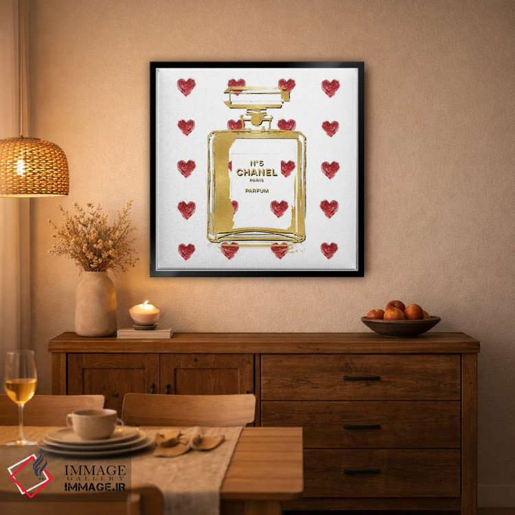 تابلو دکوراتیو عطر با قلب های قرمز اثر مدلین بلیک - D4B