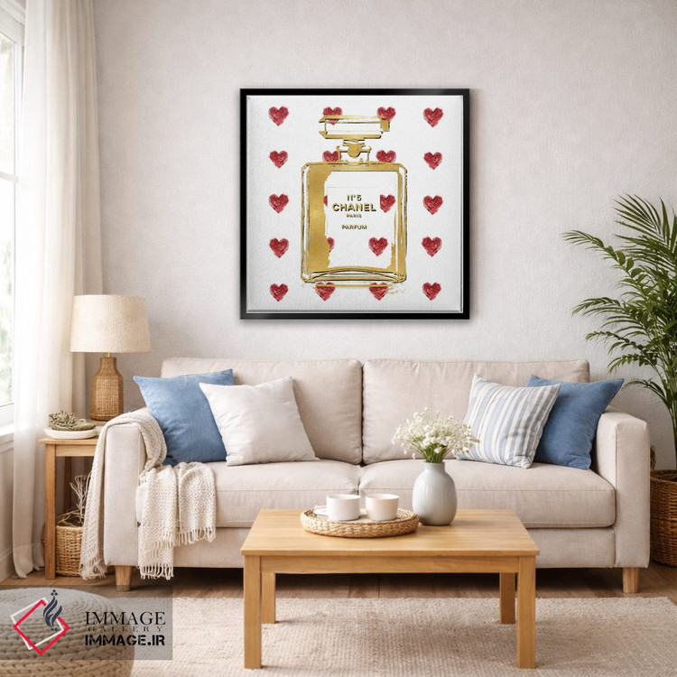 تابلو دکوراتیو عطر با قلب های قرمز اثر مدلین بلیک - D6B