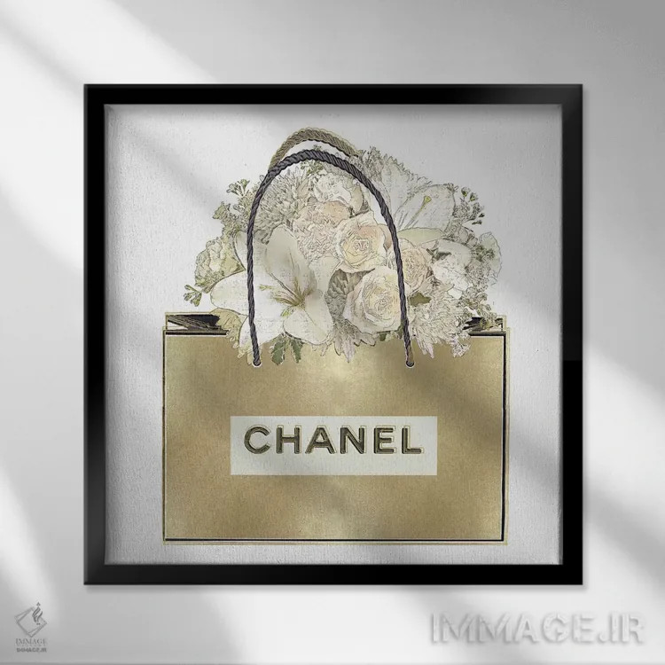 تابلو دکوراتیو کیف طلایی با دسته گل گلدار اثر مدلین بلیک - نمای قابدار مشکی
